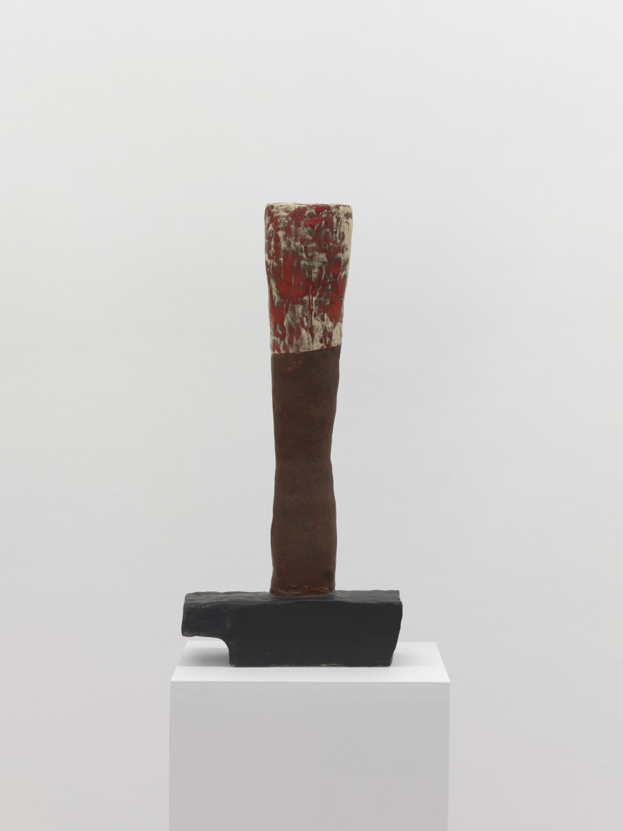 Guillaume Pilet, Hammer, 2021, glazed ceramic, 46 x 22 x 10 cm