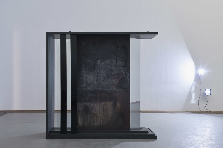 Marie Matusz, Towards Vanishing: Under The Canopée (At The Corner Of The Sidewalk), 2025, installation view, in: Marie Matusz, Reservoir, Kunsthalle Basel, 2025, photo: Philipp Hänger / Kunsthalle Basel