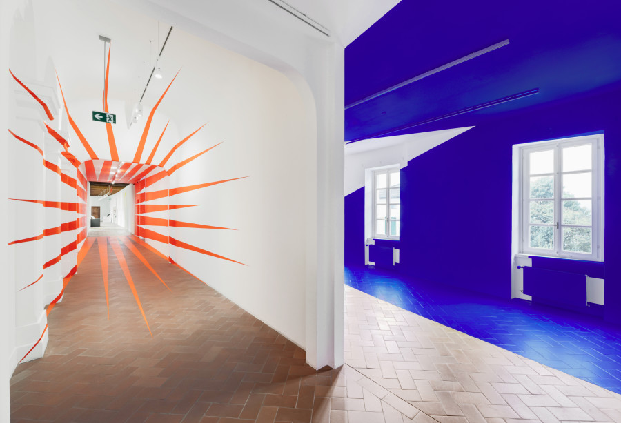 Installation view of Felice Varini’s exhibition at the Museo d’arte Mendrisio. © Felice Varini 2026, ProLitteris, Zurich. Photo: Mattia Mognetti