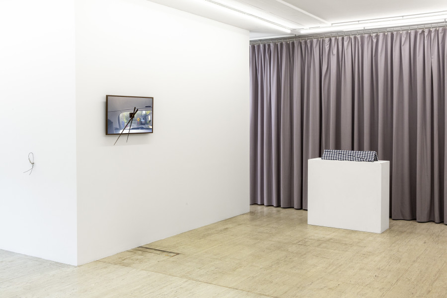 Installation view, Recessment, Stretcher, Basel, 2025. [l.t.r.] Edit Oderbolz: Together 2024 | Bernhard Hegglin: Screenclock, Blend to Motion 2025 | Hallvard Nuland: I Only Wanted Something Else to do but Hang Around 2023/2025. Courtesy of the artists and Stretcher. Photo: Nina Rieben