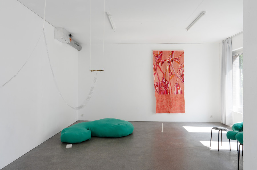 Exhibition view, Je suis le rythme de leurs pupilles, Jo·hana Blanc & Cassiane C. Pfund, Espace 3353, Geneva, 2025. Photo credit: asap slow