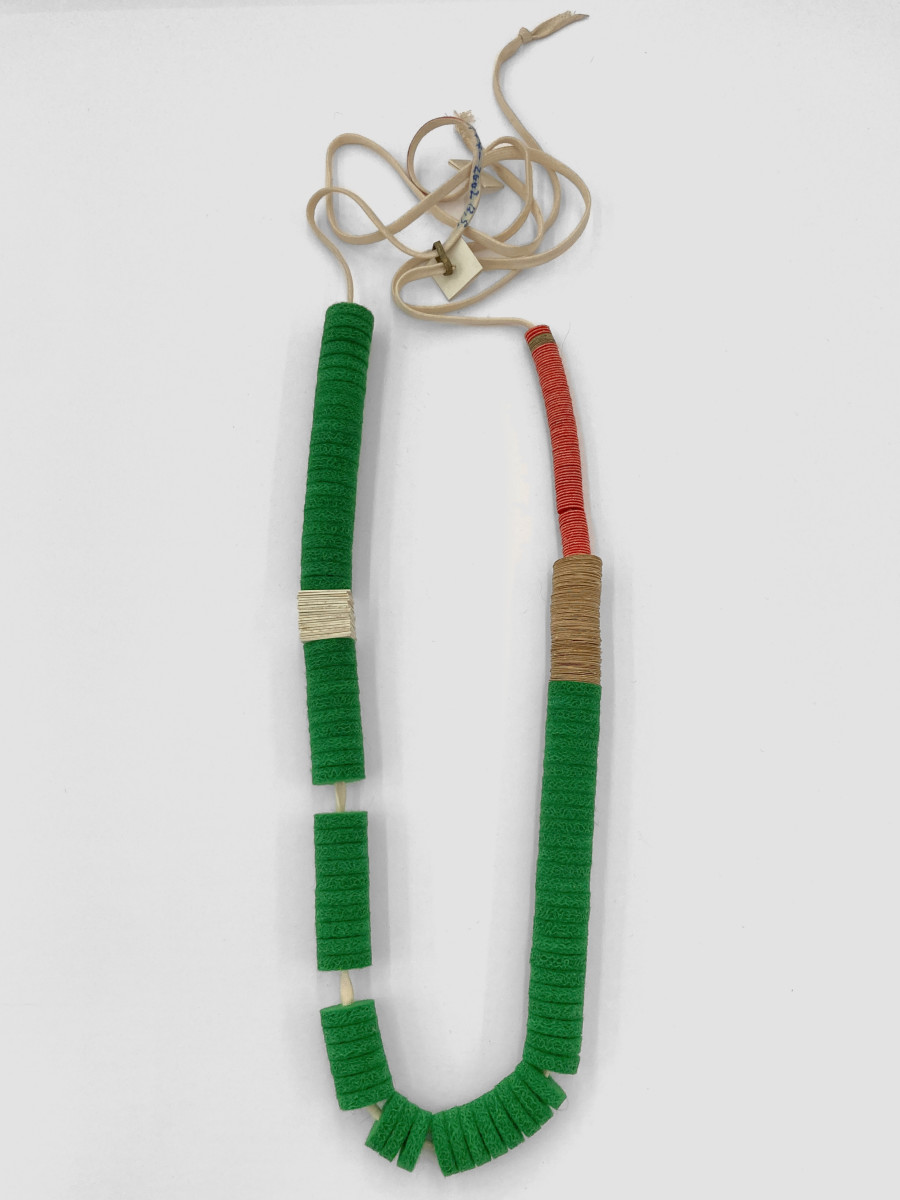 Bernhard Schobinger, Piano Peace, 2002, Necklace made of felt, ivory, string, metal keyhole, 57 x 11 x 2 cm, Neckline 104 cm