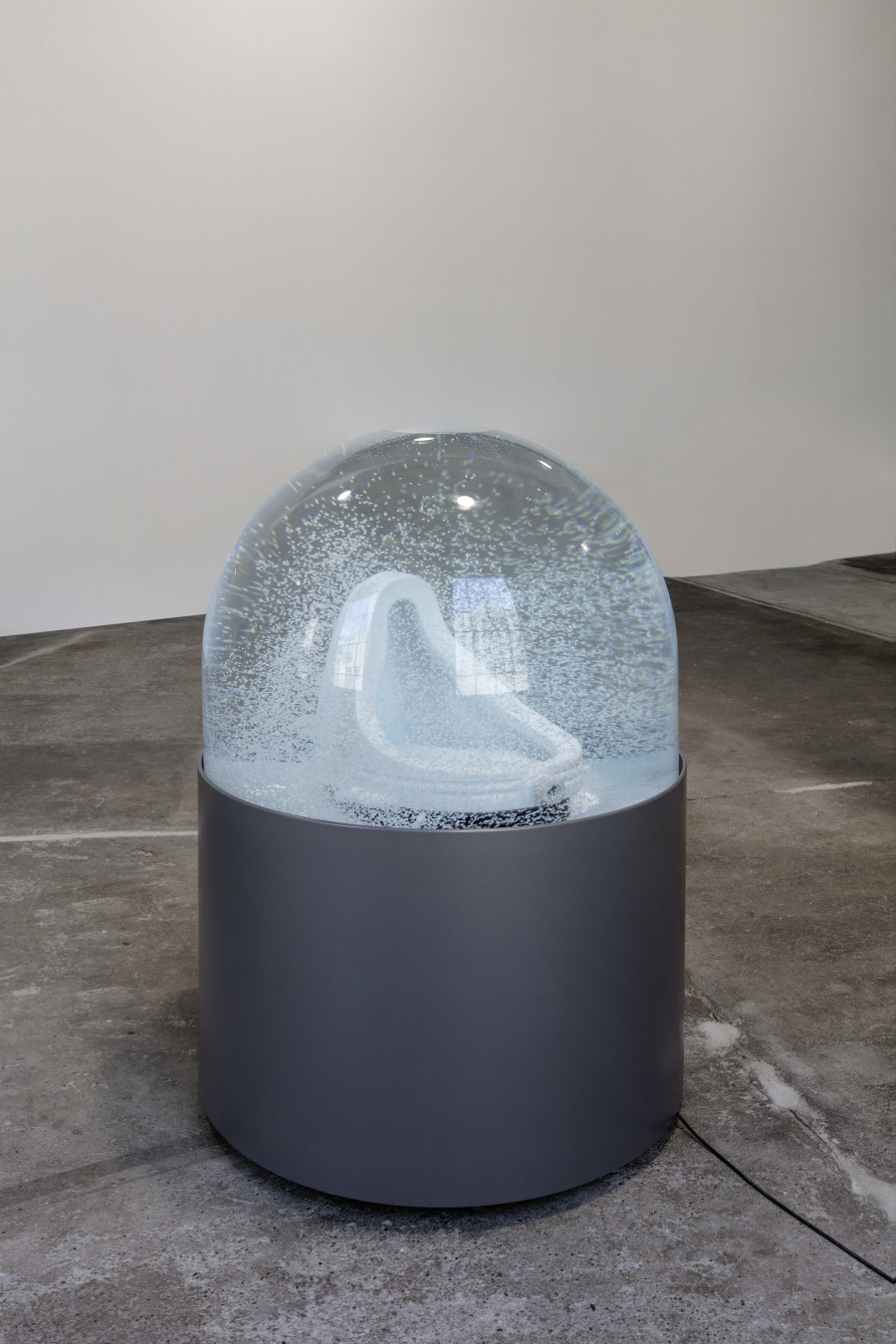 Bethan Huws, Reason (or Winter), 2018, Courtesy Galerie Tschudi, Zuoz und Zurich, © 2022, Prolitteris, Zurich, Photo: Stefan Rohner