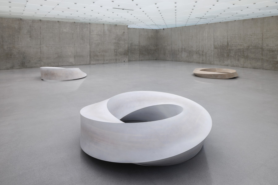 Koo Jeong A, Land of Ousss [Gravitta], Exhibition view first floor Kunsthaus Bregenz, 2026. Photo: Markus Tretter. © KOO JEONG A, Kunsthaus Bregenz. Courtesy of the artist