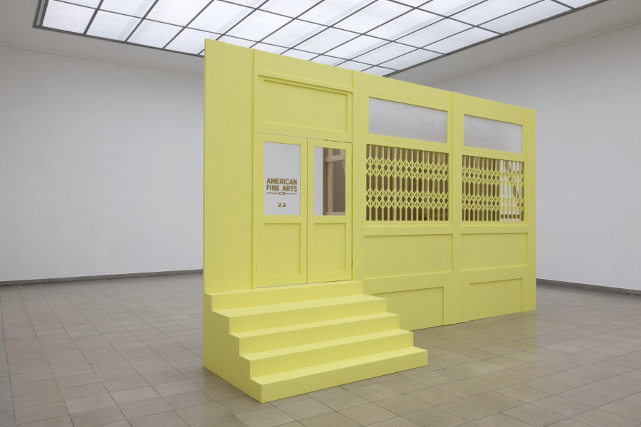 Megan Francis Sullivan, Study of a facade, American Fine Arts at 22 Wooster Street, New York, circa 2002, 2024. Wood, plexiglass, drywall, window decal, approx. 500 x 170 x 290 cm. Megan Francis Sullivan, Wolkenstudie, installation view, Kunsthaus Glarus, 2024. Photo: Gina Folly. Courtesy of the artist.