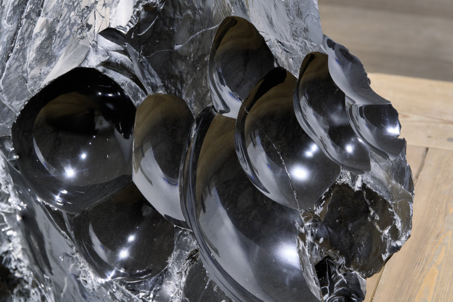 Julian Charrière, Thickens, pools, flows, rushes, slows, 2021 (detail), obsidian block, 70 x 72 x 95 cm