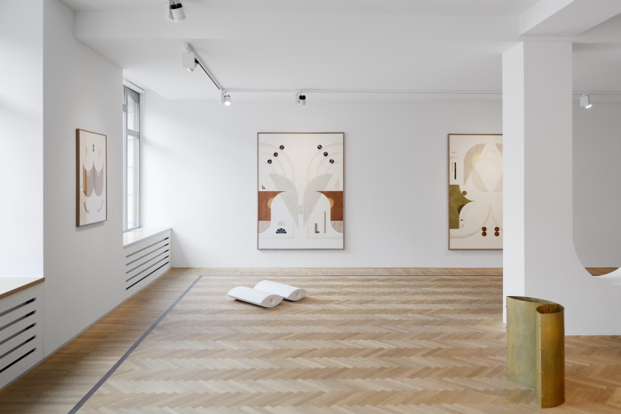 Installation shots of "Kind and Sharp" with works by Elena Alonso, exhibited at Galerie Fabian Lang, Zurich, (7 June 2024 - 16 August 2024). Credit: Courtesy of the artist and Galerie Fabian Lang. Copyright: © Fabian Lang