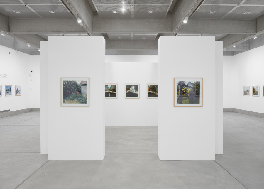 Exhibition view, Arno Schmidt, Miroir noir, Musée des beaux-arts de La Chaux-de-Fonds, 2024-2025. Photo credit: Gaspard Gigon