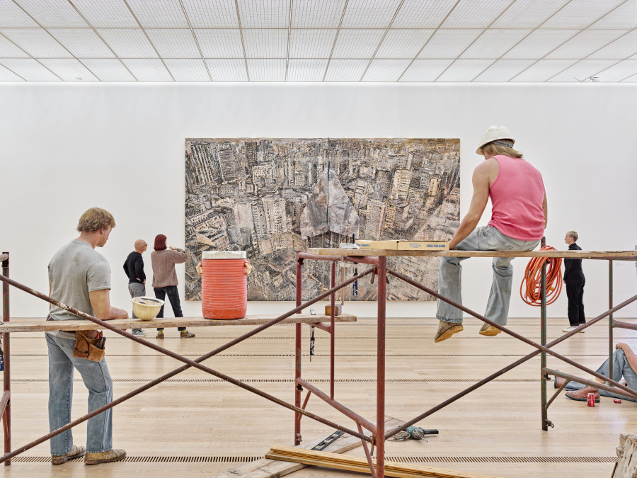 Installation view «Anniversary Exhibition – Special Guest Duane Hanson» at the Fondation Beyeler, Riehen/Basel, 2022 © The Estate of Duane Hanson/2022, ProLitteris, Zurich, Photo: Mark Niedermann