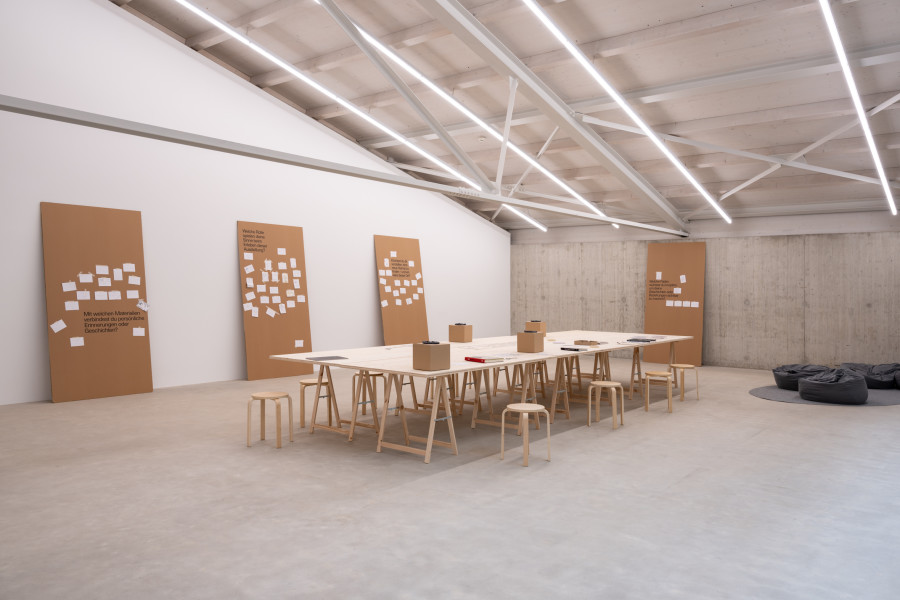 Vermittlungsraum, Education Room. Ausstellungsansicht / Installation view Kunsthaus Baselland 2025. Foto / Photo: Finn Curry