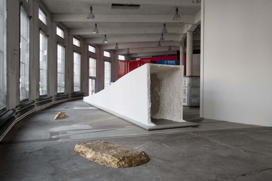 Città irreale, Installationsansicht, Lokremise St.Gallen, Foto: Sebastian Stadler