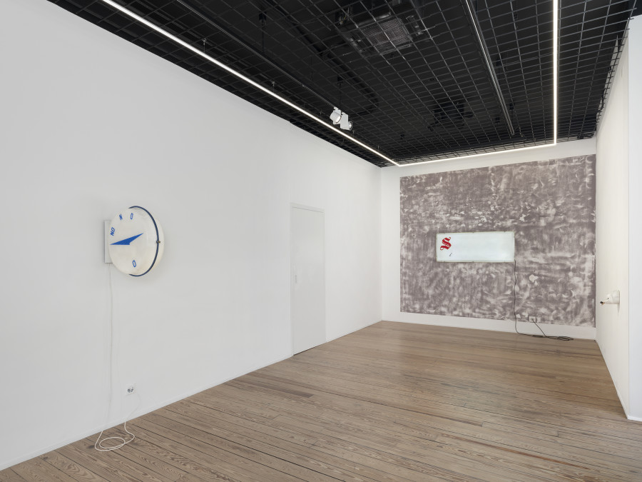 Exhibition view, Gina Proenza, Patron / Partner, galerie lange + pult, Geneva, 2026. Photo credit: © Julien Gremaud