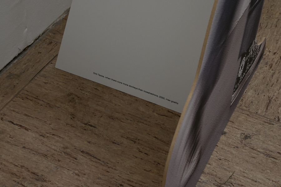 Jan Domicz, "Peoples" (detail), 2024, dimensions variable. CAConrad, Jan Domicz, Gina Folly, Germaine Koh, Devin T. Mays, Sean Morel (organized by u), "Brain in a Pipe" at Kaiserwache, Freiburg im Breisgau, 2026. Images courtesy of the artists and Kaiserwache. Photo: Stefan Lux.