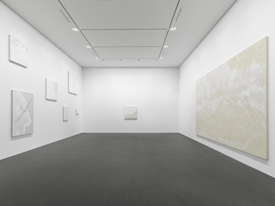 St. Moritz, Galerie Andrea Caratsch, Luca Pancrazzi – Volare Nuvolare, 18.7. – 3.9.2022, installation view.