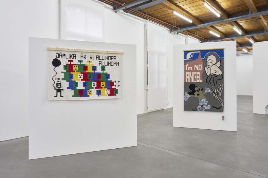 Installation view, Charlotte Johannesson, Jamilka ar vi allihopa (We are all equal), 1970' ; I'm No Angel, 1972-1973/2017, Kunsthalle Friart Fribourg, 2023. Photo : Guillaume Python. Courtesy of the artist and Kunsthalle Friart Fribourg