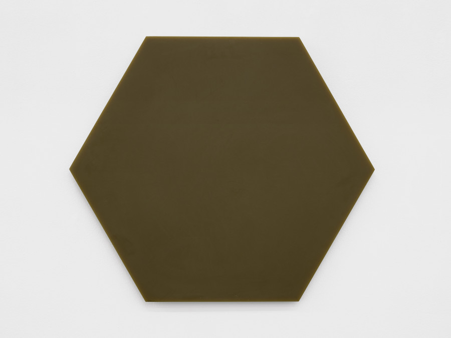 Kaspar Müller, Hexagon, olive green, pipe tobacco, 2024, Colored resin panel, scent, 82.3 x 47.5 x 2 cm