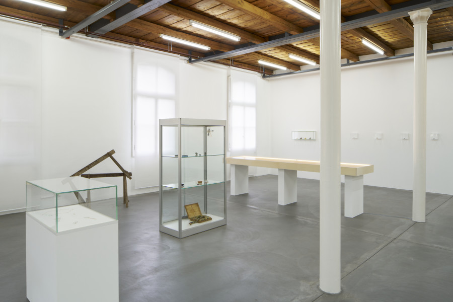 Exhibition view, Bernhard Schobinger, B.S. Kosmos, Kunsthalle Friart Fribourg, 2024. Photo: Guillaume Python. Courtesy Kunsthalle Friart Fribourg and the artist