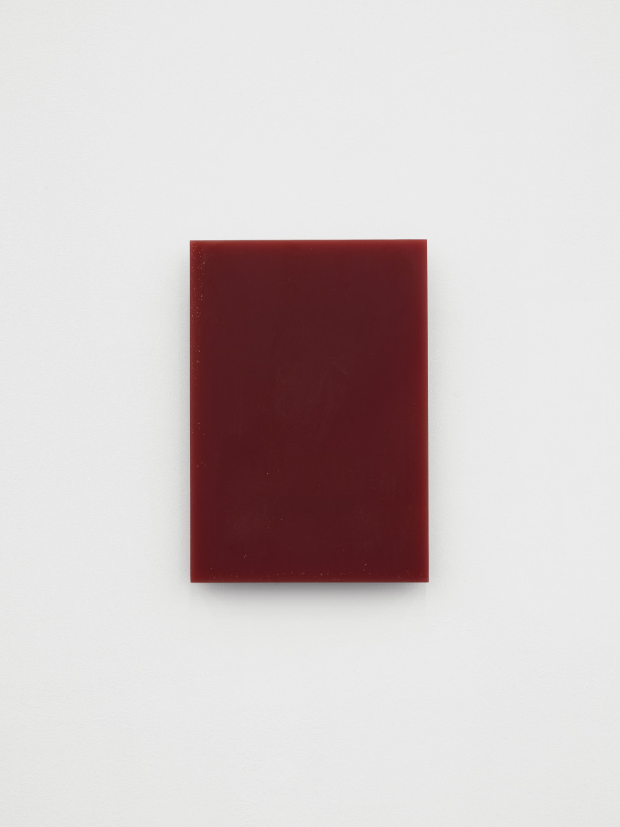 Kaspar Müller, Rectangle, burgundy, candy/androstenone, 2024, Colored resin panel, scent, 35 x 24 x 2 cm