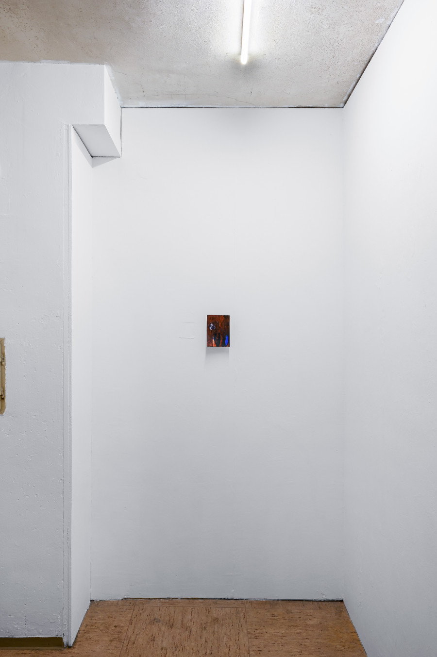 Mirjam Walter, untitled (installation view), 2024, 17,7 x 12,5 cm, Mirjam Walter, "gestohlen bleiben" at Kaiserwache, Freiburg im Breisgau, 2025. Courtesy: the Artist and Kaiserwache. Photo: Stefan Lux