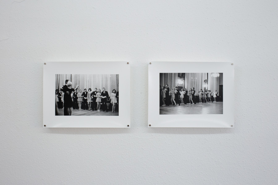 Exhibition view, Pirouettenschwindel, HAMLET. Iren Stehli, Tanzstunden Prag, 1974-1977, 41x30cm. Photo credit: Leevi Toija