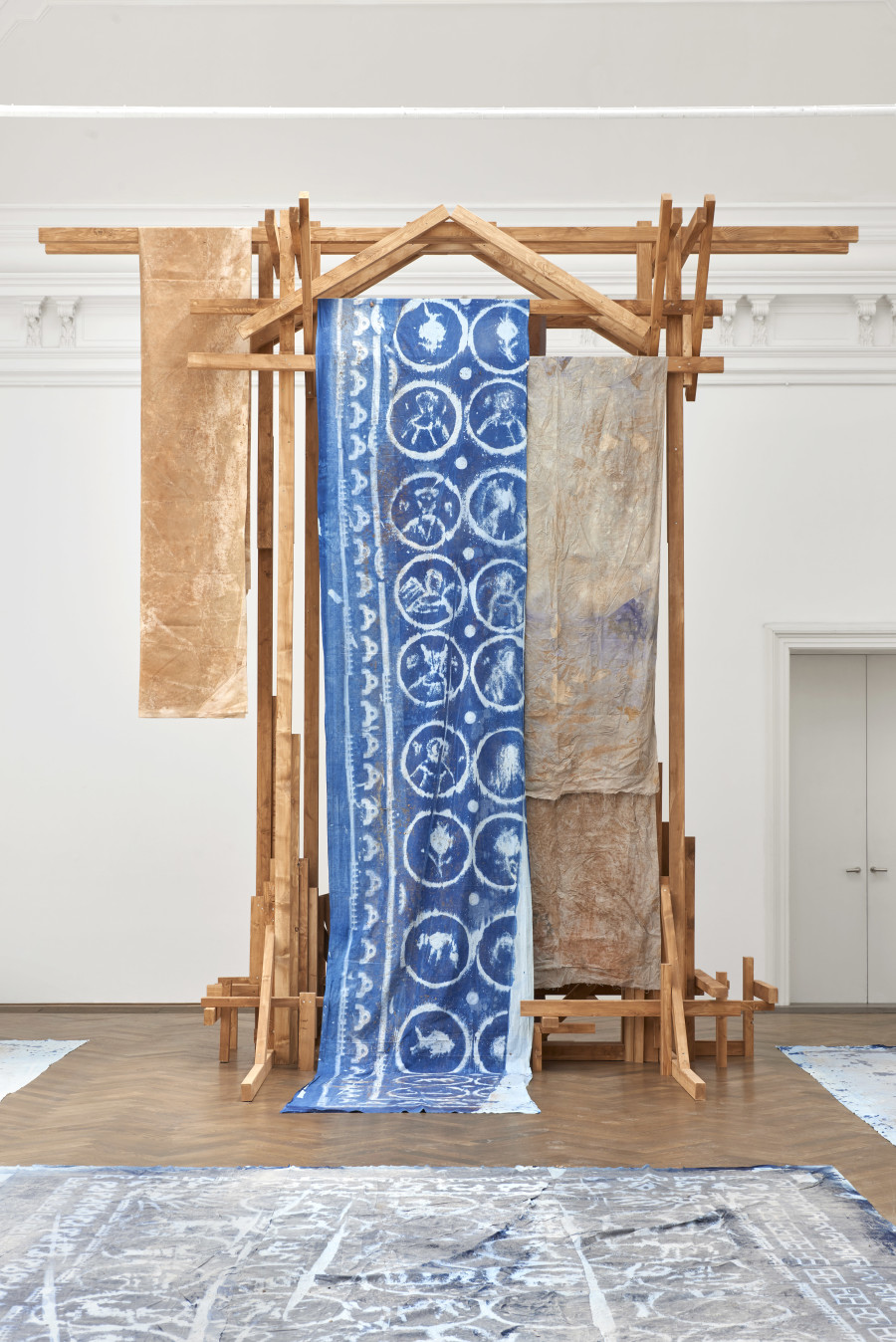 Dala Nasser, MCCCLXXXVI, 2025, detail, in: Dala Nasser, Xíloma. MCCCLXXXVI, Kunsthalle Basel, 2025, photo: Philipp Hänger / Kunsthalle Basel