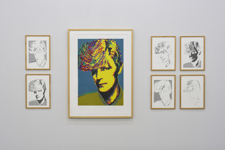 Installation view, Charlotte Johannesson, How to Make a Plotting of David Bowie, 1981-1986 ; David Bowie (With His Autograph), 1986, Kunsthalle Friart Fribourg, 2023. Photo : Guillaume Python. Courtesy of the artist and Kunsthalle Friart Fribourg