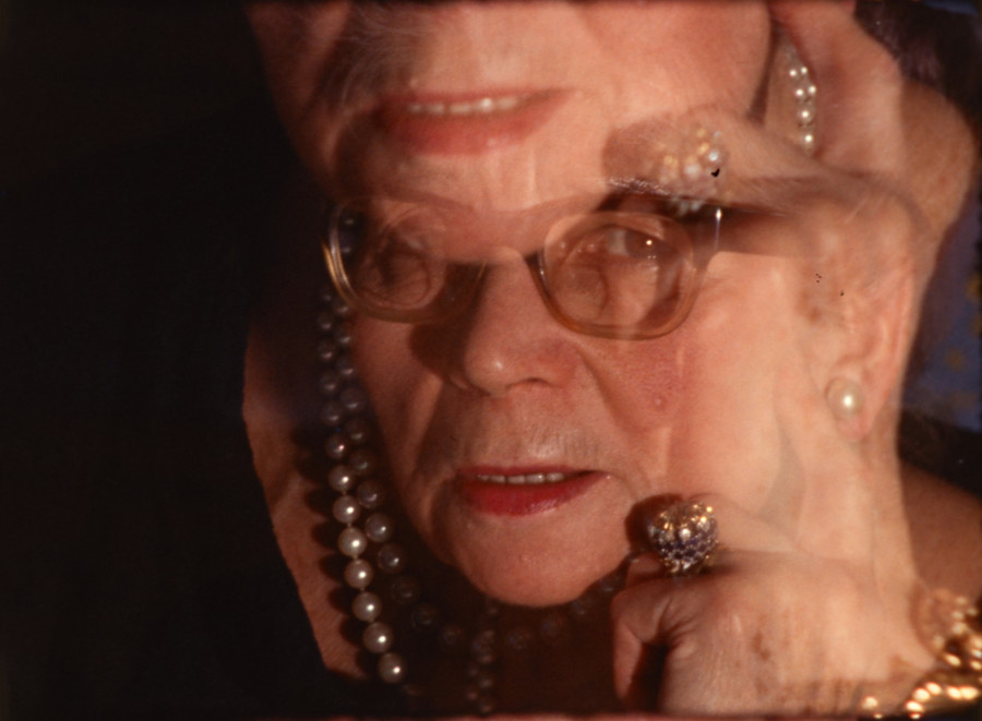 Gregory J. Markopoulos, «Film as Film, Archive as Creation». Hulda Zumsteg in Political Portraits, 1969, © Temenos Inc.