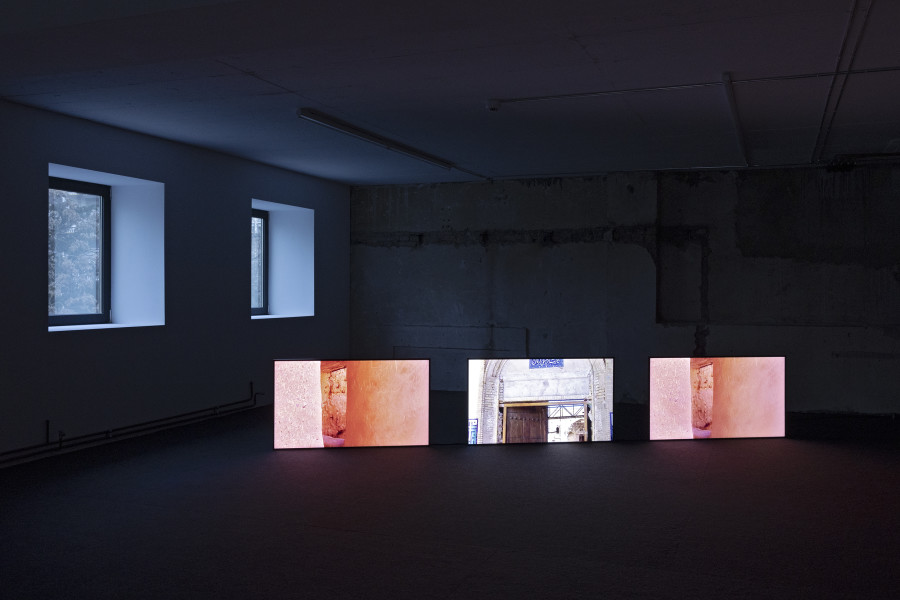 Lale Keyhani, a hint of cherry, 2024, 3-channel HD video installation, stereo, loop, 4.30 min. Photography: Gina Folly / all images copyright and courtesy of the artist and For, Basel