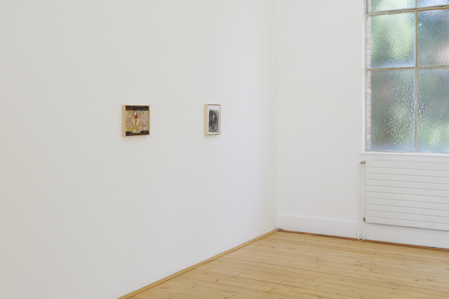 Exhibition view, Elise Corpataux, Life isn't good it's excellent, Kunsthalle Friart Fribourg, 2023. Photo : Guillaume Python. Courtesy of the artist and Kunsthalle Friart Fribourg