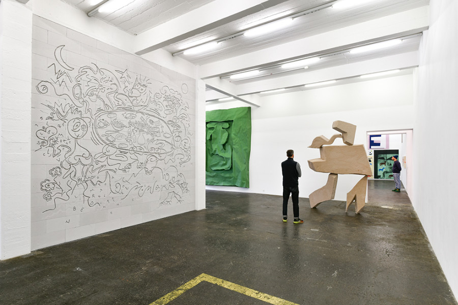 Exhibition view «La fine ligne», with works from Simon Paccaud, Simone Holliger and Linus Bill + Adrien Horni. Photo: Kunst Halle Sankt Gallen, Sebastian Schaub
