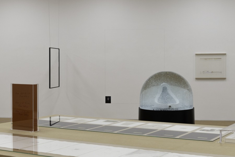 Exhibition view, Artist’s Choice: Bethan Huws, 1.3.–1.9.2024, Kunstmuseum Liechtenstein, Vaduz. Photo: Alicia Olmos Ochoa. © Kunstmuseum Liechtenstein / 2024, ProLitteris, Zurich
