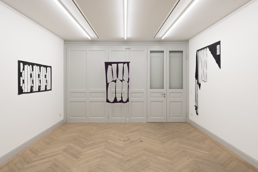 Installation view, Marion Baruch, Quel che rimane del cielo, Galerie Peter Kilchmann, Zürich, 2026.