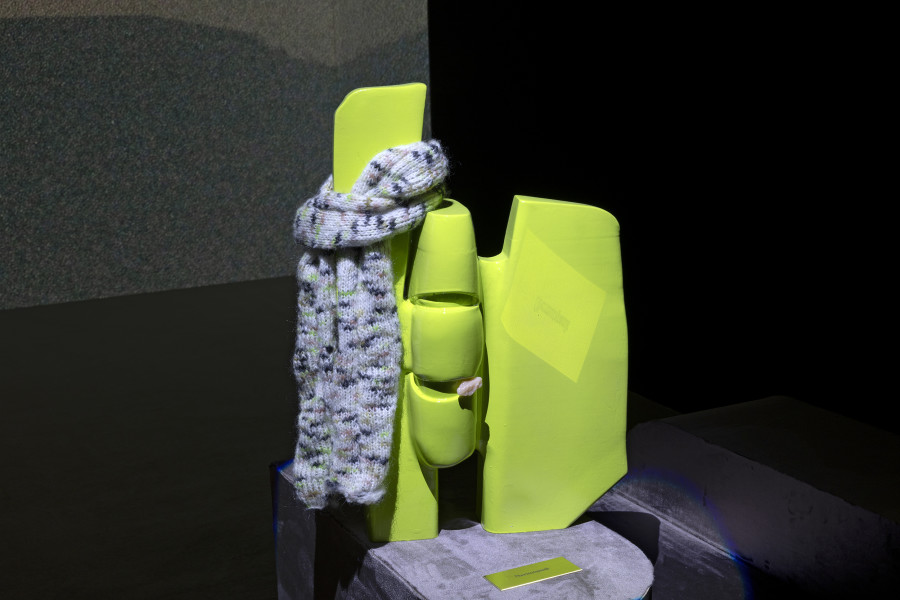 Fritz & Virginie Sistek, Priscilla Predator: geboren, leben, sterben, 2025, an automated theater play, 32 minutes, For, Basel. Photography: Gina Folly. Copyright and courtesy of the artists and For, Basel