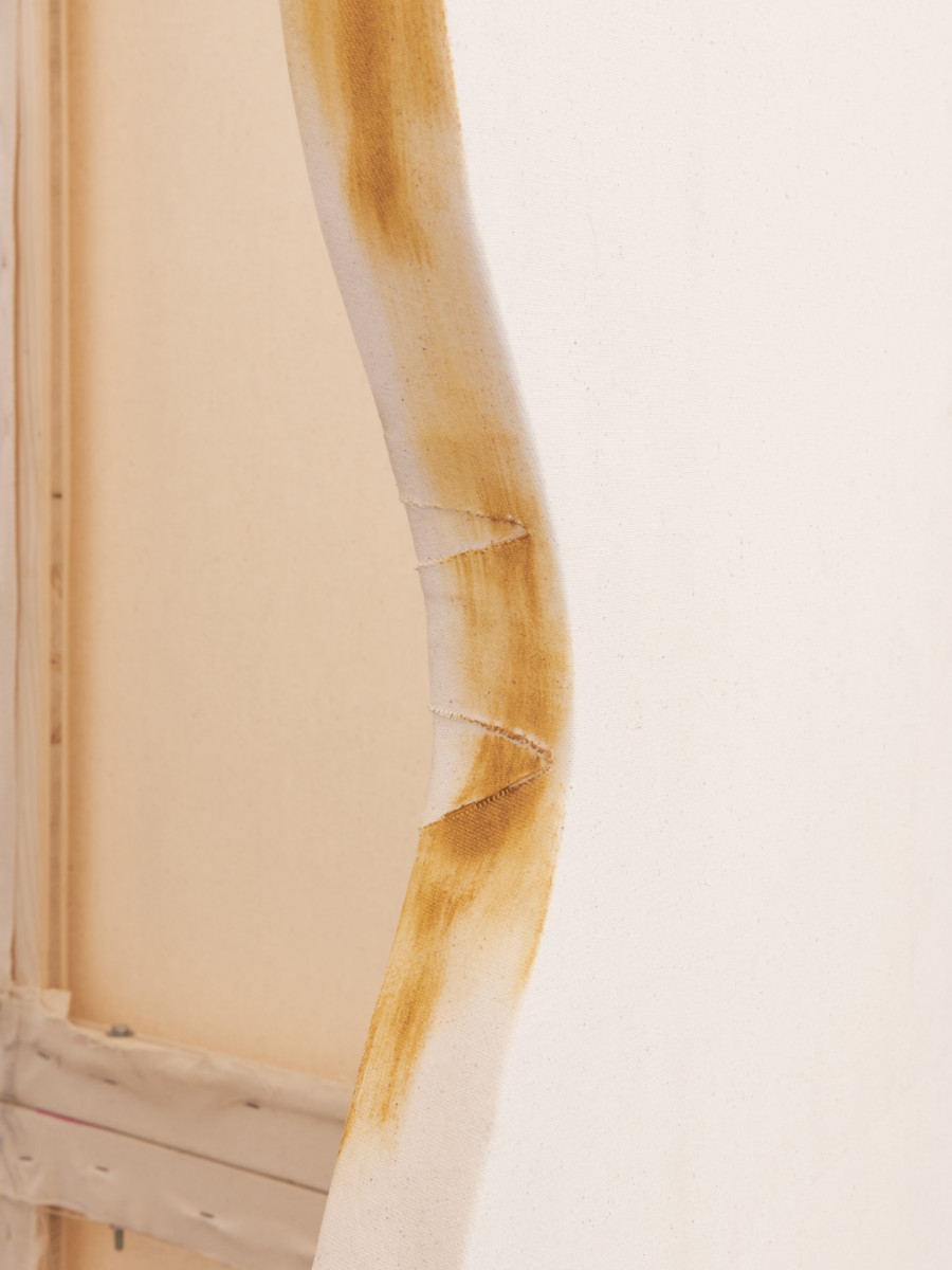 Linus Baumeler: A drop meant to become a stalactite, but fell on the seeker's torch, Exhibition view, 2023, Krone Couronne, Photo: Thalles Piaget.