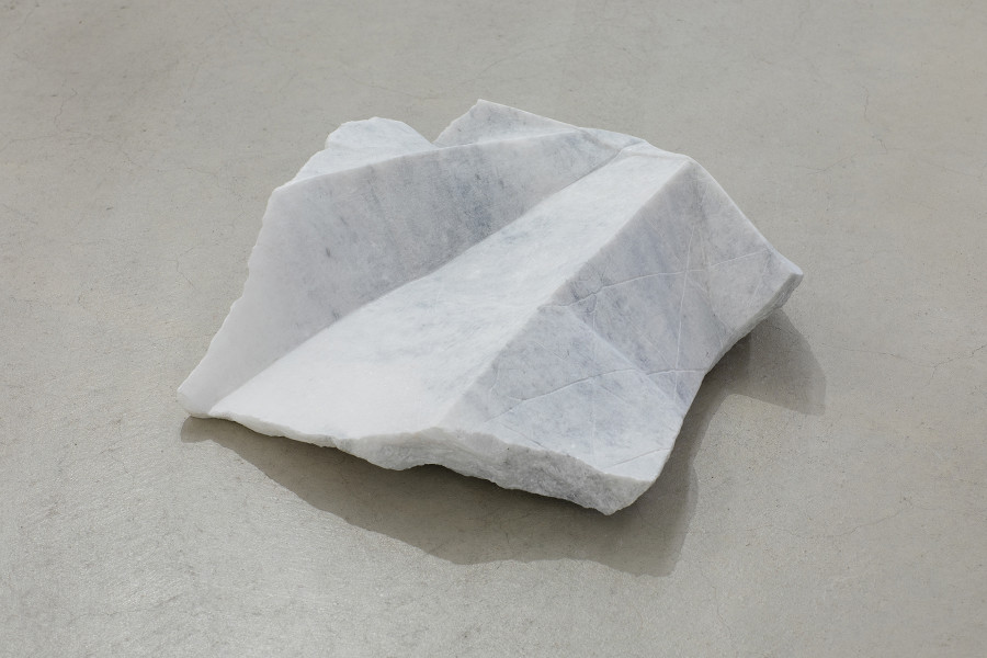 Alison Darby, Skizze, Krastal marble, 2024. Photo credit: Karin Salathé