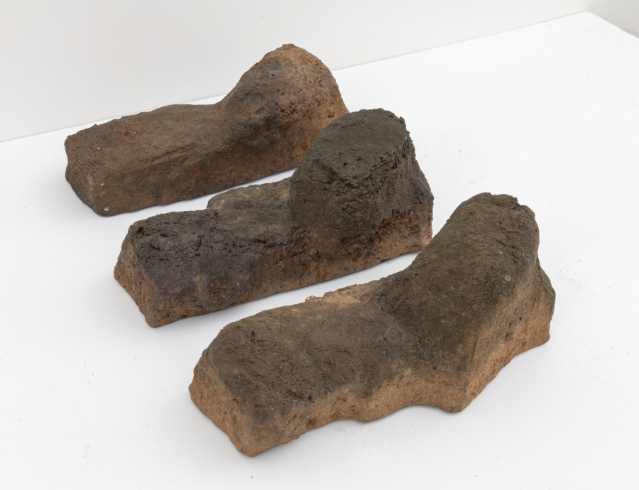 Beverly Buchanan, Untitled, c. 1971–1988, Iron, 15.2 x 14 x 33 cm