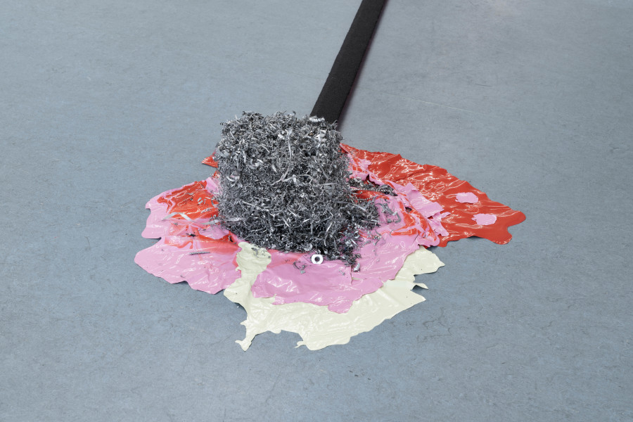 Salomé Engel, Needles: Insinuation of Sailing Motes II (detail), 2025, Metal debris, wood, laquer, coloured sand, 834 × 66 × 26cm. Photo credits: marytwo