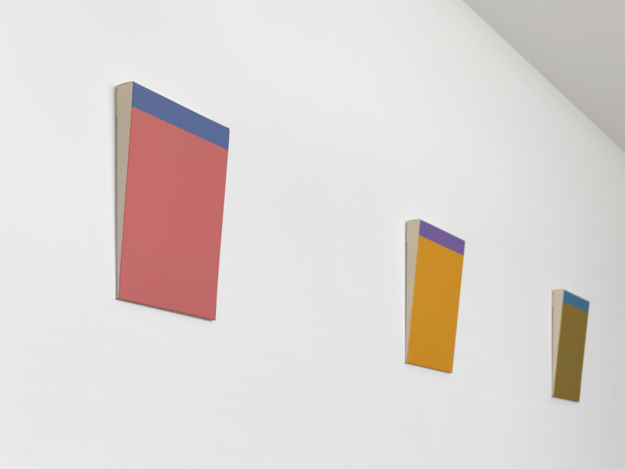 Exhibition view, Stéphane Dafflon, Tilted + Blurred, xippas, 2023. Photo credit: Annik Wetter