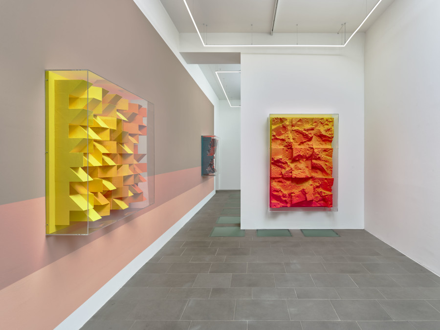 Exhibition view, Jan Albers, dAmndAwn, galerie lange + pult, 2024.