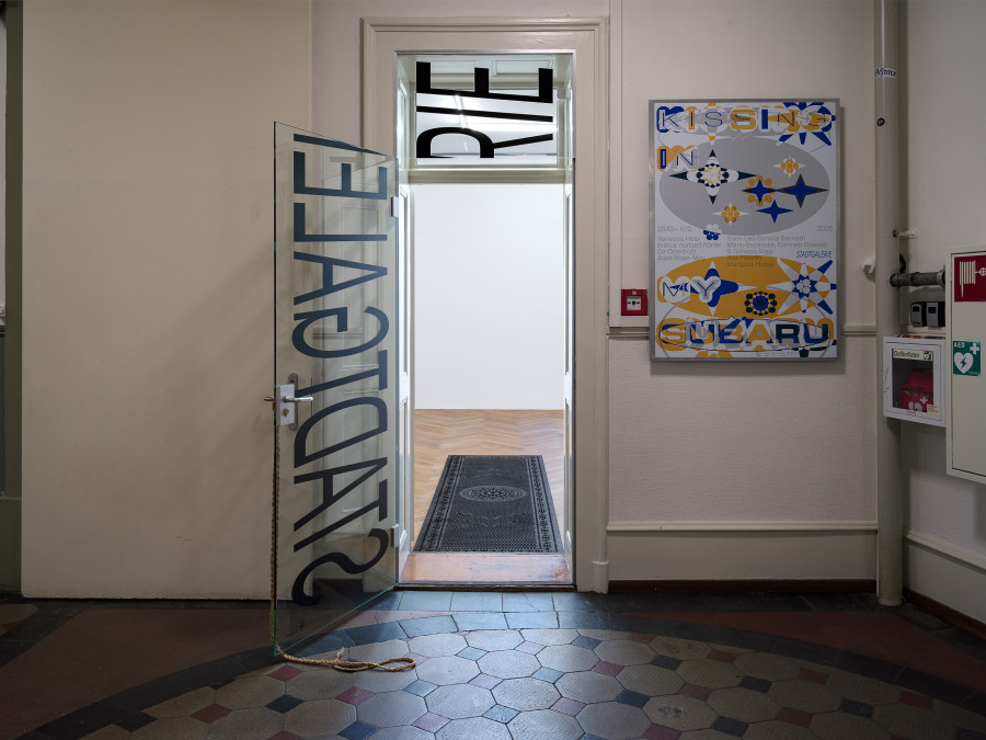 Oz Oderbolz, Läufer #1, installation view Stadtgalerie Bern, 2025. Photography: Cedric Mussano. Copyright and courtesy of the artists and Stadtgalerie, Bern