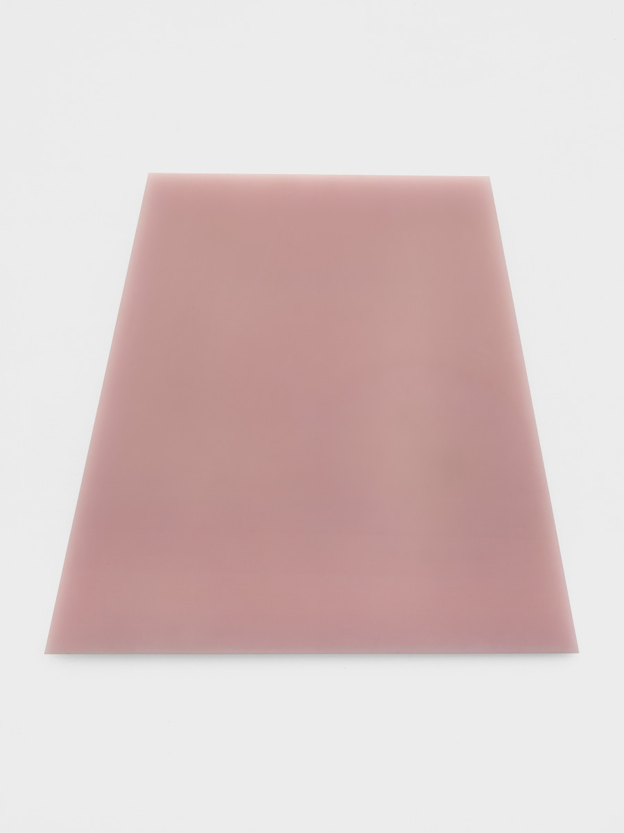 Kaspar Müller, Trapeze, pink, stable, 2024, Colored resin panel, scent, 95 x 130 x 2 cm