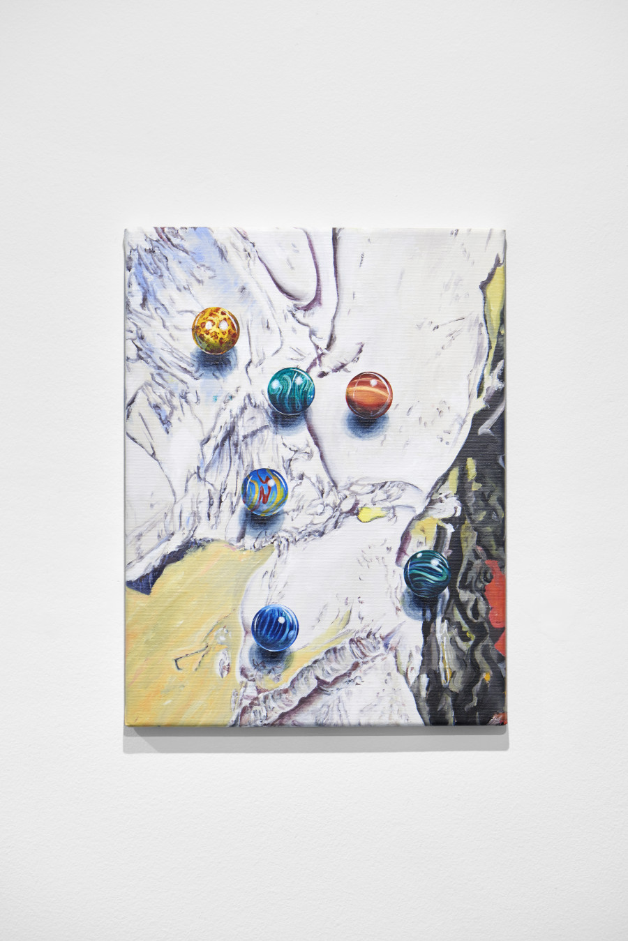 Mathieu Dafflon, Noemi’s marbles, 2022. Oil on canvas, 42 x 32 cm, (Ref. DAF010210). Photo: by Philipp Hänger