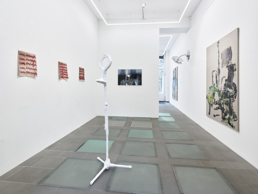 Exhibition View Group Show ‘Beyond the Looking Glass’ / Courtesy: galerie lange + pult / © Felix Jungo.