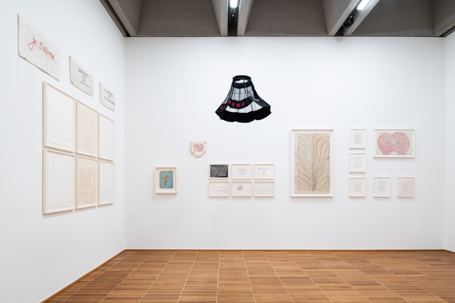 Exhibition view, Louise Bourgeois x Jenny Holzer, The Violence of Handwriting Across a Page. Kunstmuseum Basel, 2022. Photo: Jonas Hänggi. Courtesy: The Easton Foundation and ProLitteris