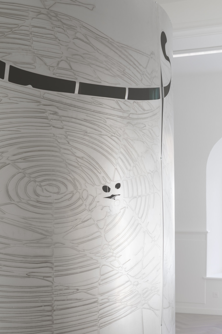 Rebecca Solari, POGO NEL BRODO, KRONE COURONNE, 2025. Credit photo: © Michal Schorro