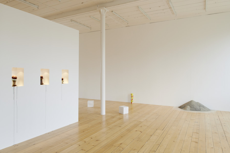 8.	Exhibition view, Monika Emmanuelle Kazi, La cour des grands, 2022, Kunsthalle Friart Fribourg. Photo : Guillaume Python. Courtesy Kunsthalle Friart Fribourg