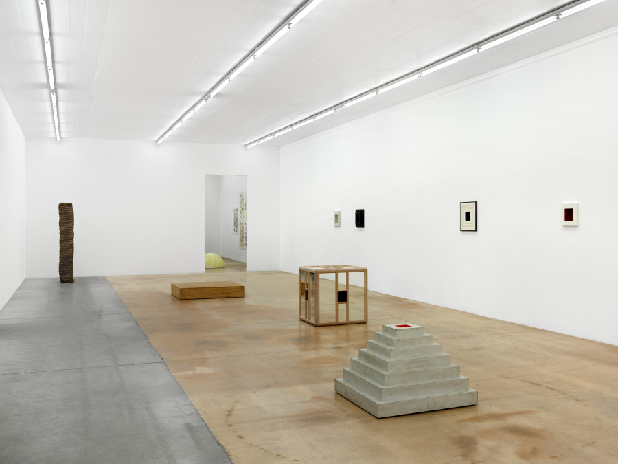 Installation view, Jackie Winsor, Musée d'art moderne et contemporain, 2022. Photo: Annik Wetter