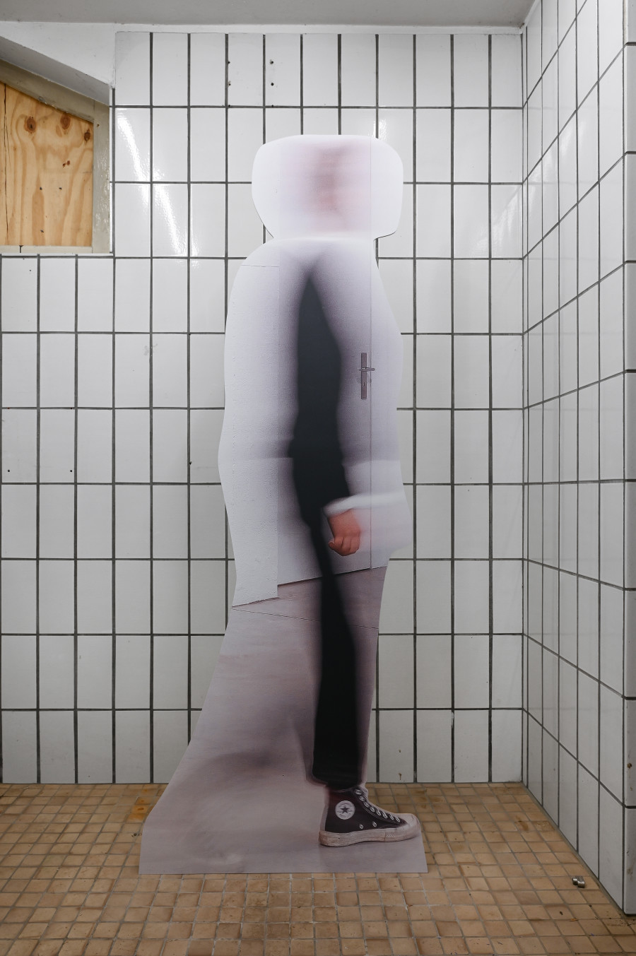 Jan Domicz, "Peoples," 2024, dimensions variable, CAConrad, Jan Domicz, Gina Folly, Germaine Koh, Devin T. Mays, Sean Morel (organized by u), "Brain in a Pipe" at Kaiserwache, Freiburg im Breisgau, 2026. Images courtesy of the artists and Kaiserwache. Photo: Stefan Lux.