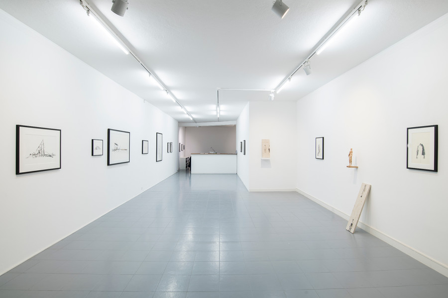 Exhibition view, Fabien Mérelle & Antoine Roegiers, A l’ombre des nuages - Nos abris dérisoires, Wilde 2020.