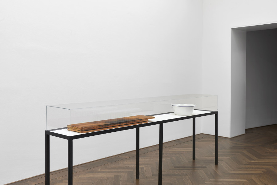 Daniel Turner, Three Sites, Kunsthalle Basel, 2022. Exhibition view. Photo: Philipp Hänger / Kunsthalle Basel. All works courtesy the artist and Gallery Allen, Paris